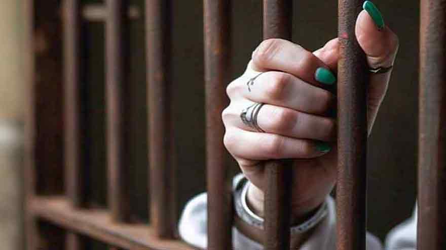 Islamabad police bust dance party in F-11, arrest 49 including women