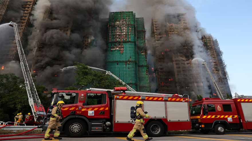 Hong Kong inferno puts spotlight on risks of bamboo scaffolding