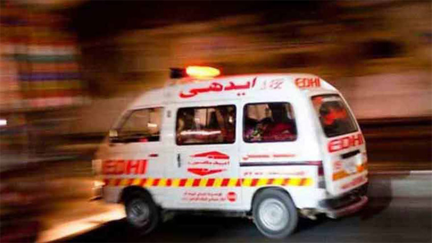 One killed in Karachi road accident