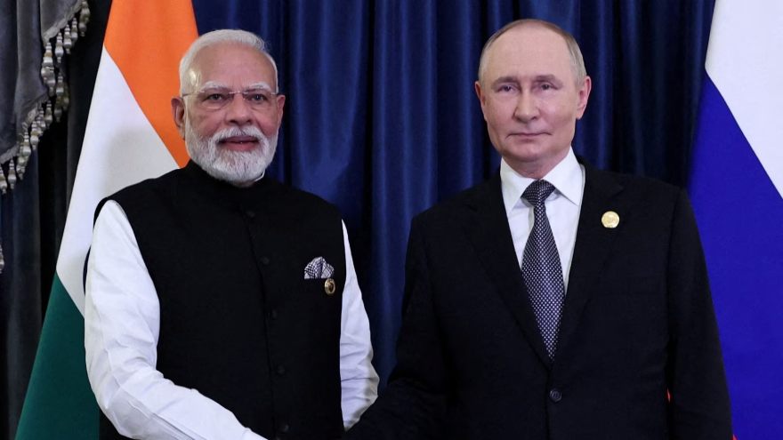Putin to discuss 'privileged partnership' with Modi on India visit next week