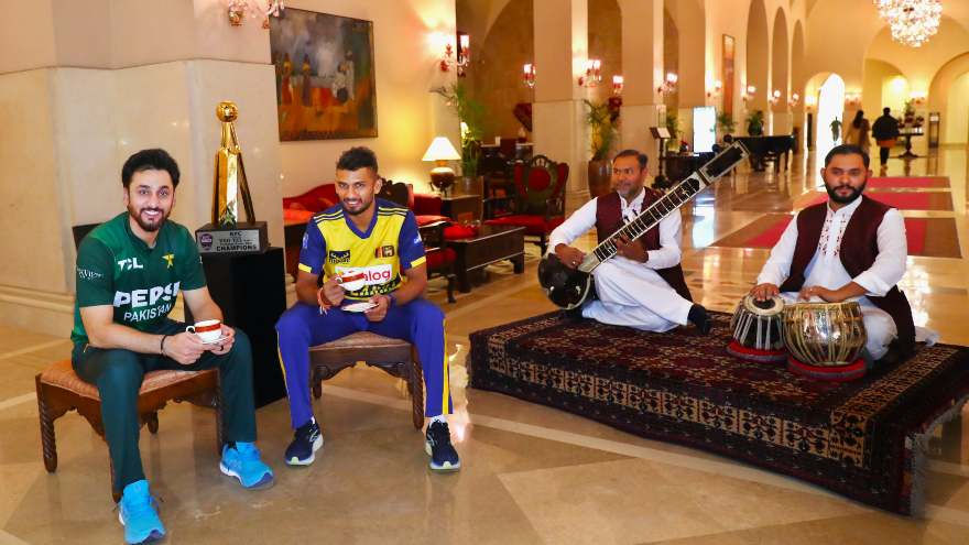 T20 Tri-Nation Series trophy unveiled ahead of Pakistan-Sri Lanka final