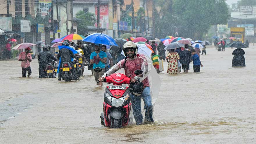 Sri Lanka deploys troops as floodwaters rise, death toll hits 69
