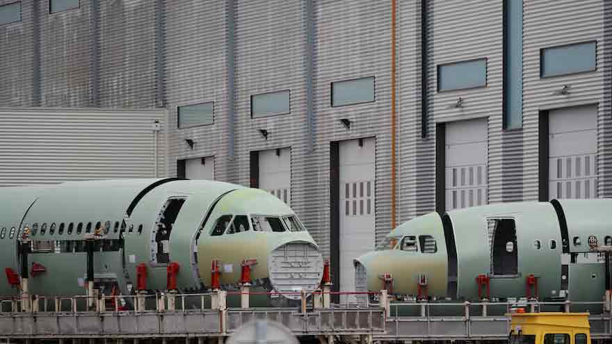 Airbus issues major A320 recall, threatening global flight disruption