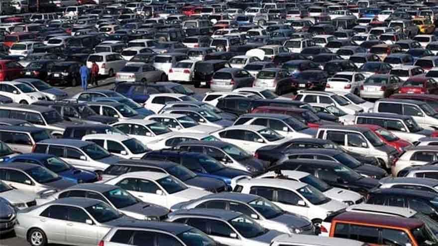 Pakistan lifts ban on import of vehicles over 5 years old to meet IMF condition