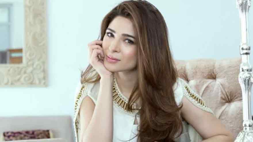 Ayesha Omar reveals early career struggles and facing inappropriate behaviour in showbiz