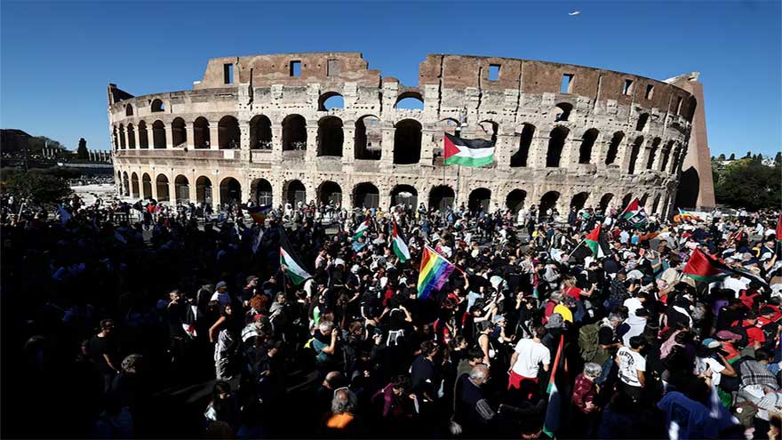 Big crowds, clashes with police on fourth day of Italian pro-Palestinian protests