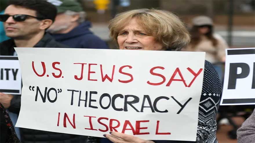 Many American Jews sharply critical of Israeli war in Gaza, WP poll