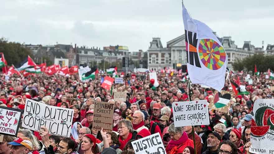 Hundreds of thousands protest in Amsterdam against Gaza war