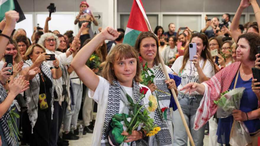 Israel deports Greta Thunberg and 170 other activists to Greece and Slovakia