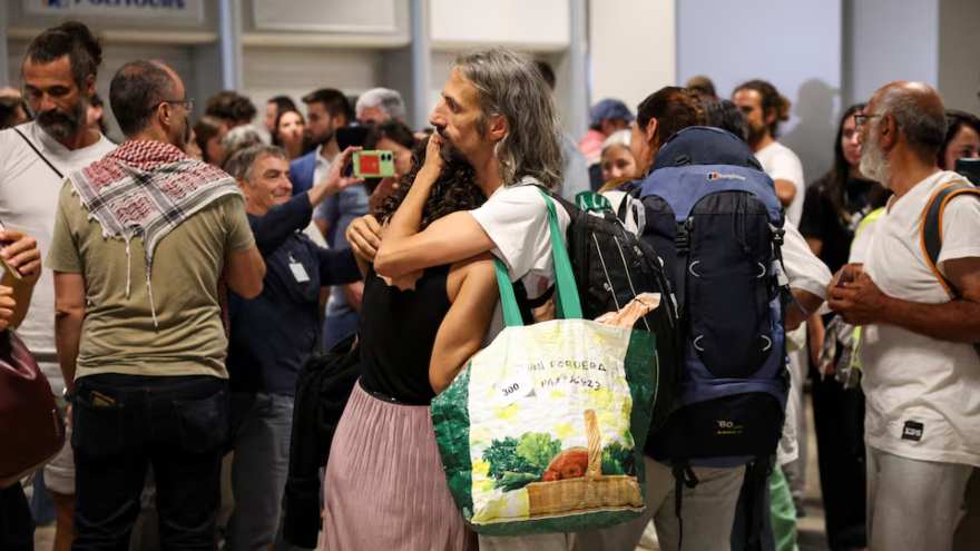 Israel deports Greta Thunberg and 170 other activists to Greece and Slovakia