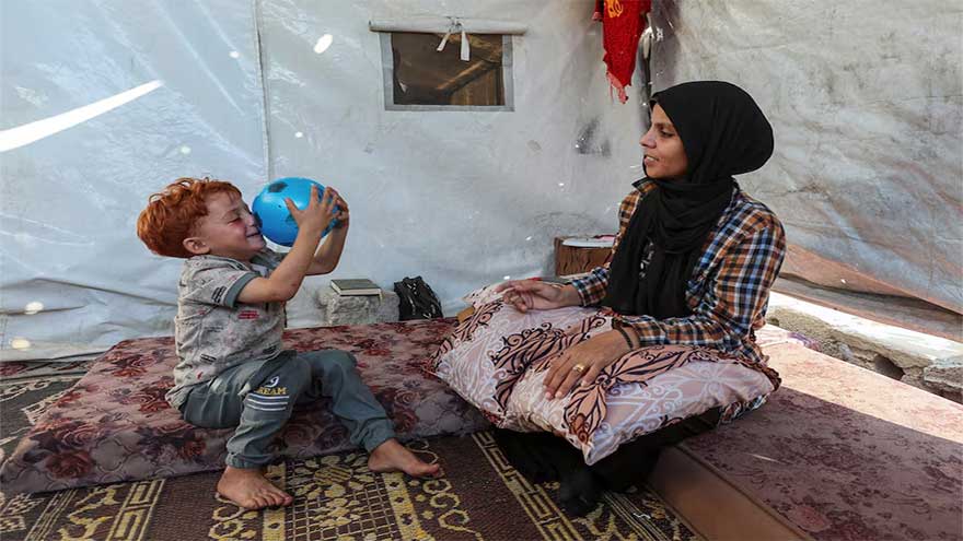 Two years after she was pictured in grief, Gaza woman faces more misery