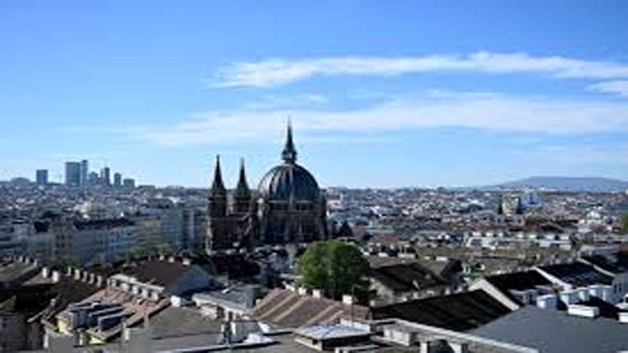 Austria says it is considering stripping fugitive Marsalek of citizenship