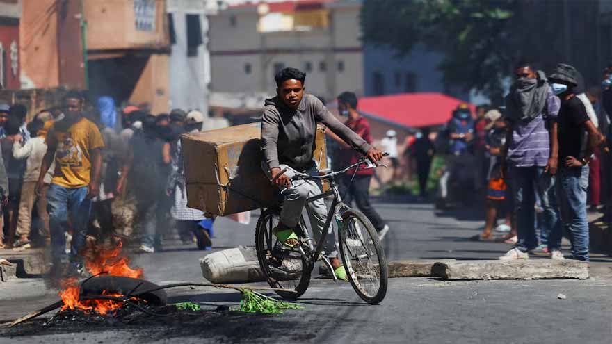 Madagascar protesters reject president's offer of talks