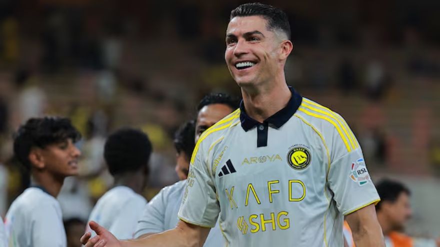 Ronaldo becomes football's first billionaire, says report