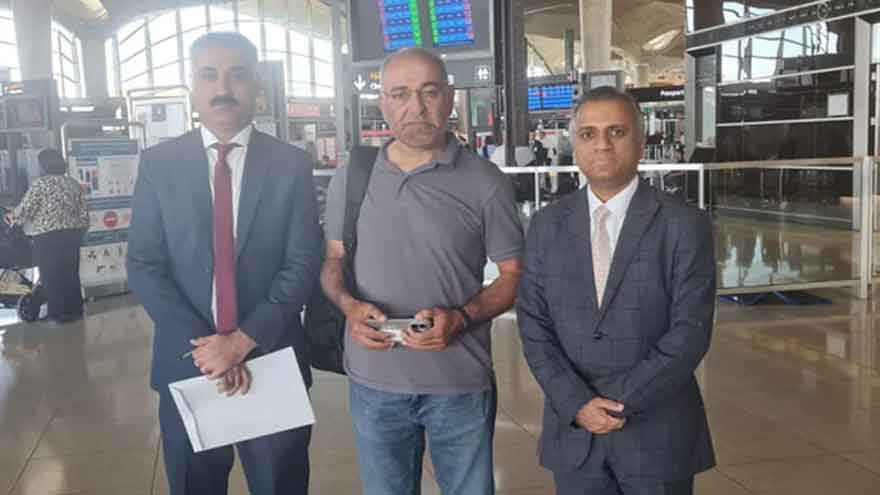  Warm welcome for Mushtaq Ahmad as he returns home from Israeli detention