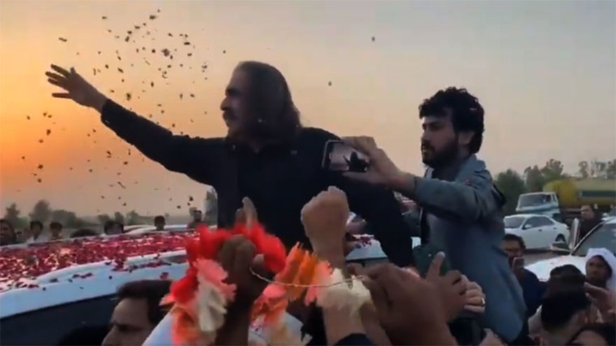 Gandapur gets warm welcome on return to his constituency after resigning as CM KP