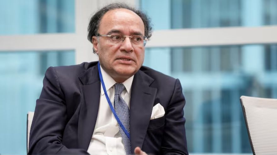 FinMin Aurangzeb sees staff deal on $1.2b IMF payout this week