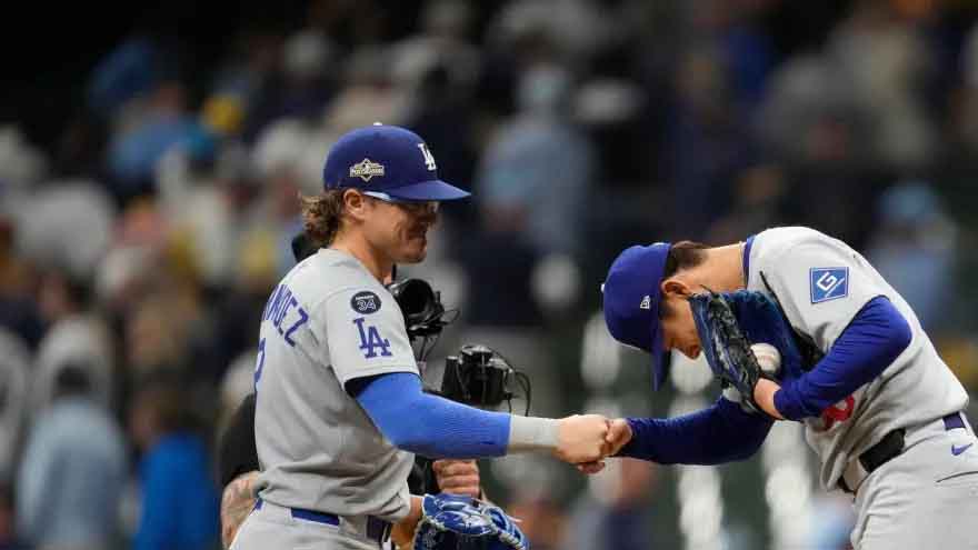 Yamamoto throws 3-hitter as Dodgers beat Brewers 5-1 for 2-0 lead in NLCS