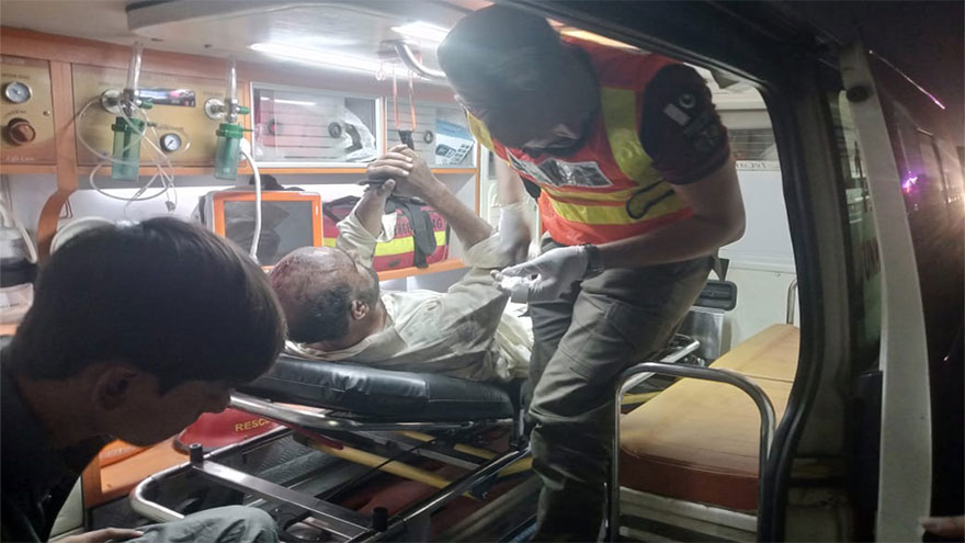 Three killed, four injured in Peshawar road accident