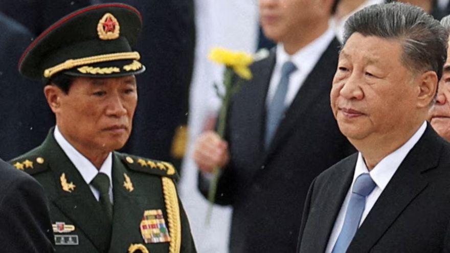 China expels two top-ranked generals from military in graft probe
