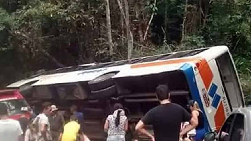 Bus crash in northeastern Brazil leaves at least 15 dead