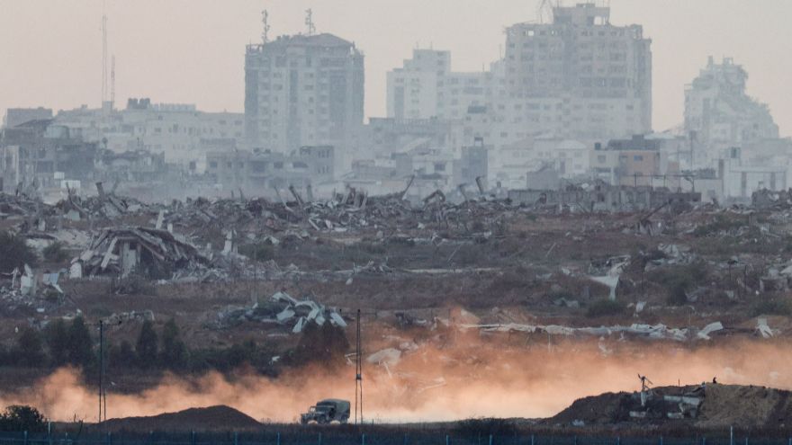 UK deploys small number of military officers to Israel following US request