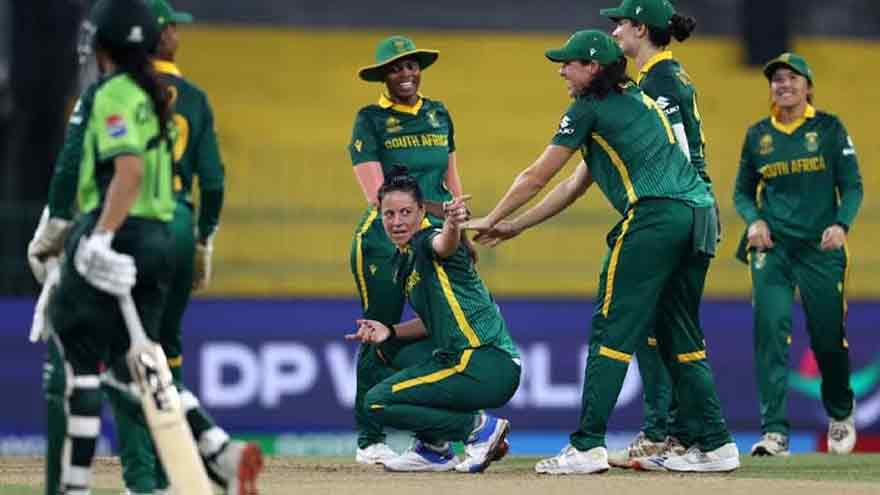 South Africa knock Pakistan out of Women's World Cup with 150-run DLS win