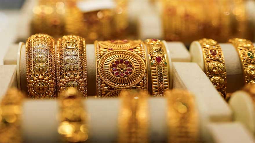 Gold extends retreat from record high on profit-booking, trade optimism