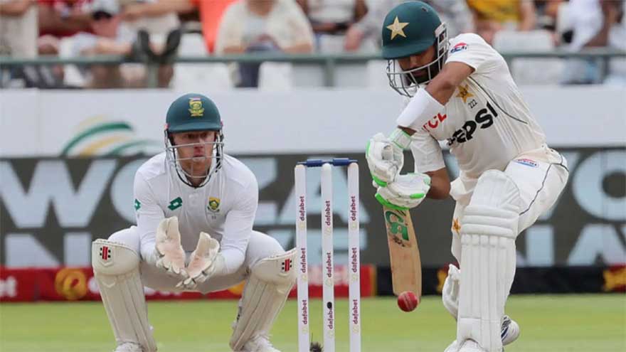 South Africa inflict crushing 8-wicket defeat on Pakistan, level series 1-1