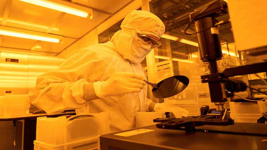 Quantum computing firms jump after report of US government stake talks