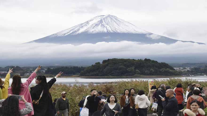 Japan's Mount Fuji sees snow for first time this winter, 21 days later than usual