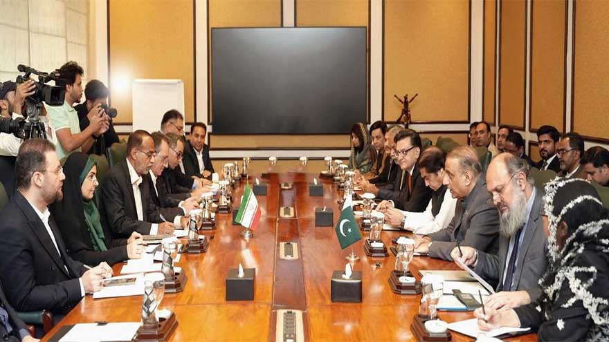 Pakistan, Iran agree to resolve border trade issues