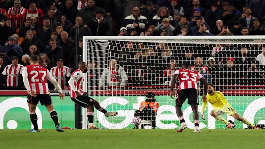 Liverpool slump continues with loss at Brentford