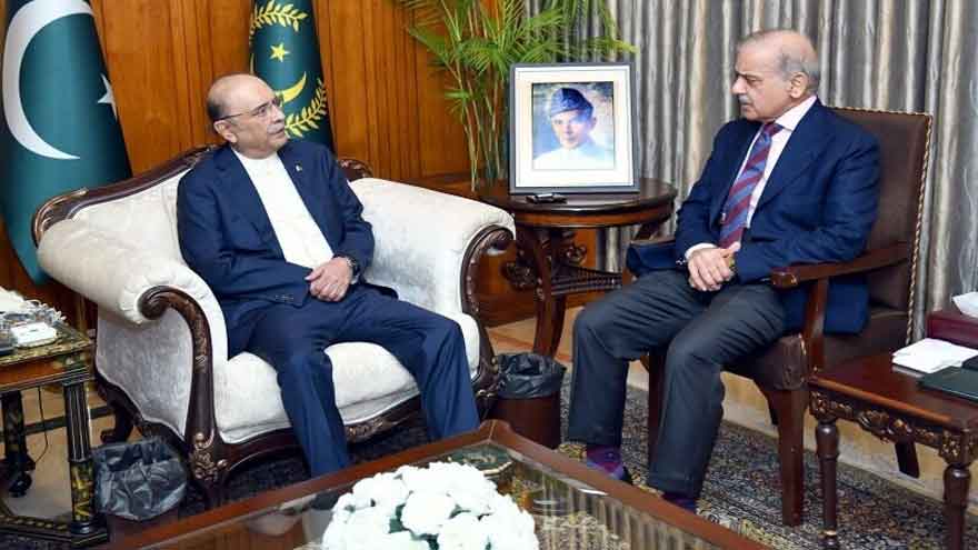President Zardari, PM Shehbaz discuss AJK govt formation amid political uncertainty