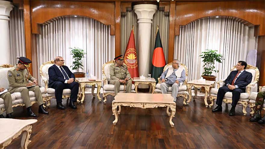 Pakistan, Bangladesh discuss trade, investment and defence cooperation