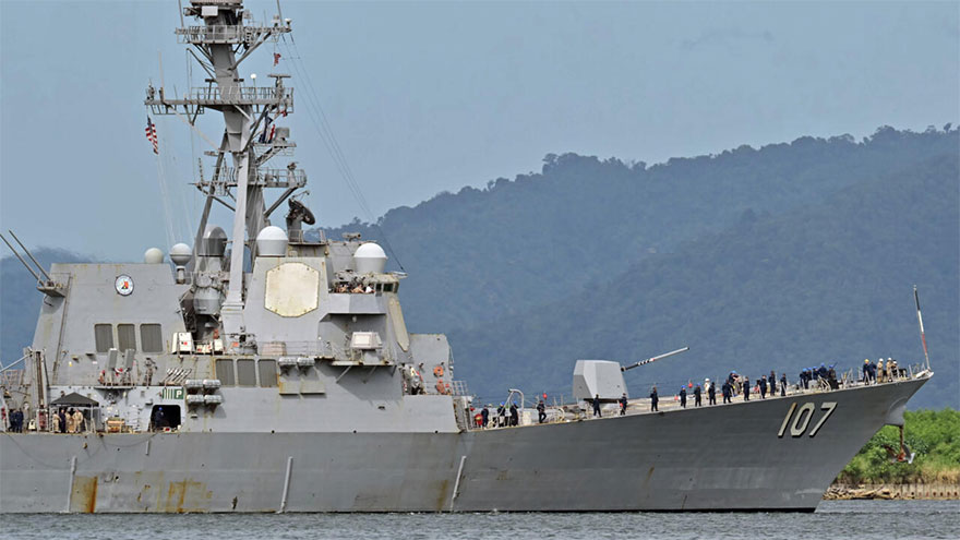 US warship arrives in Trinidad and Tobago, near Venezuela