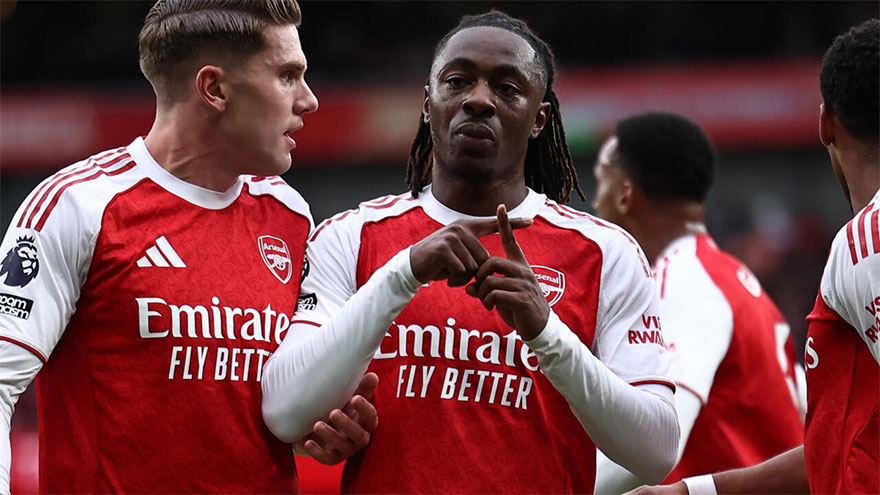 Eze haunts Palace as Arsenal bolster title charge