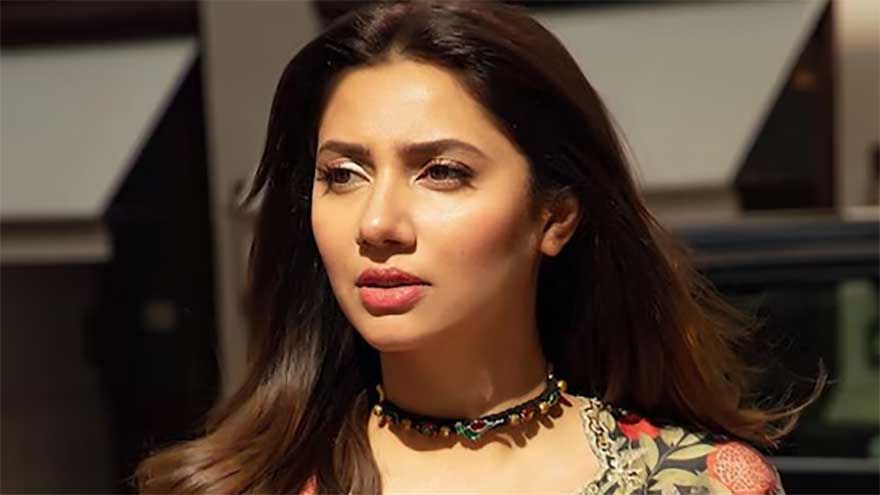 Mahira Khan rejects speculations about her 'facelift'