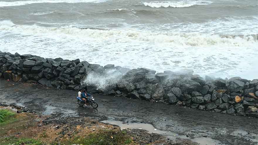 Cyclone Montha weakens after battering India's eastern coast with rain and wind
