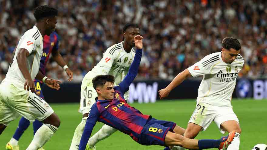 Barca's injury crisis deepens as Pedri diagnosed with leg muscle tear