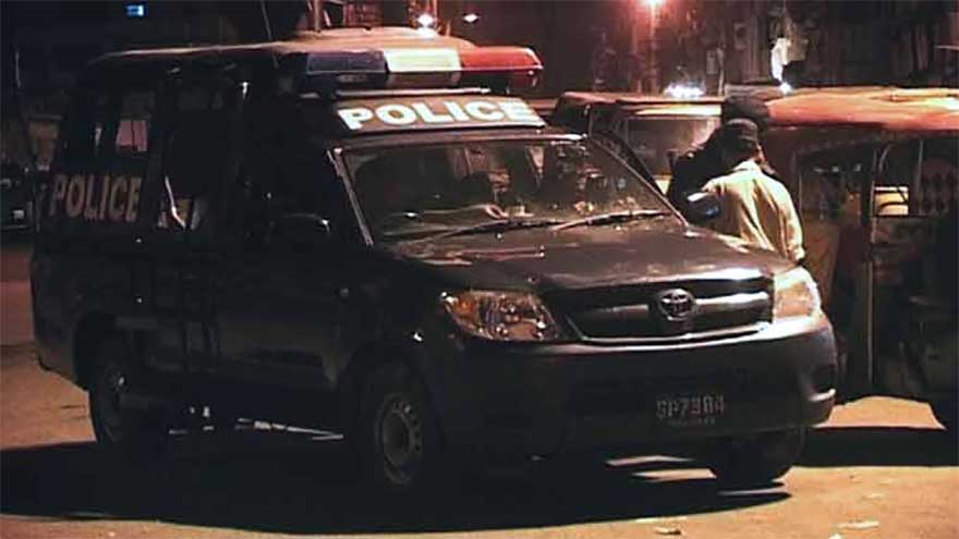 Robber killed, accomplice injured in Karachi police 'encounter'