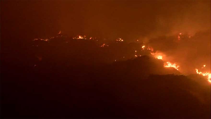 One killed as 20 huts destroyed in Karachi fire