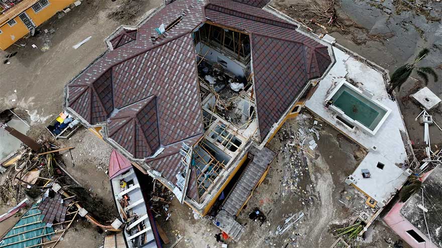 Hurricane Melissa leaves 49 dead in Caribbean, churns north