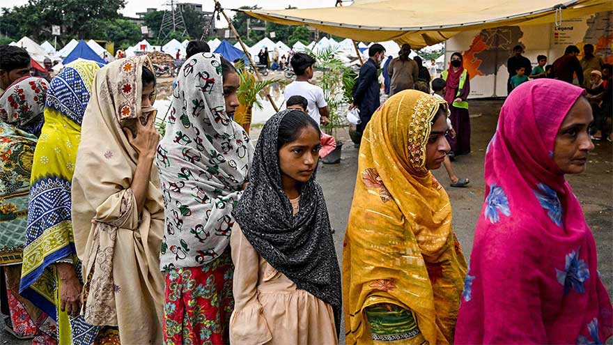 Plight of women sheltering in relief camps after flood