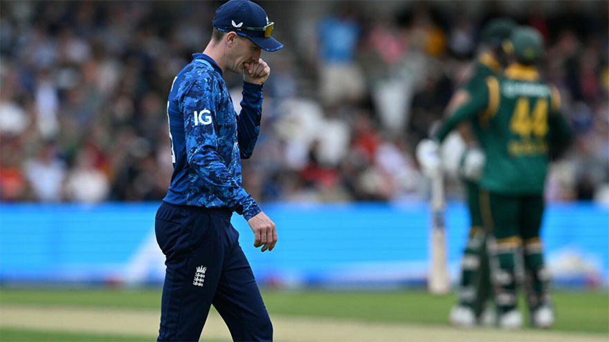 'Nobody wants to watch that' says Brook as South Africa hammer England