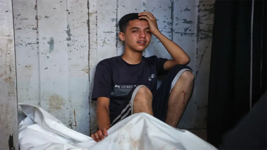 Children, journalists among 105 killed in Israeli onslaught in Gaza