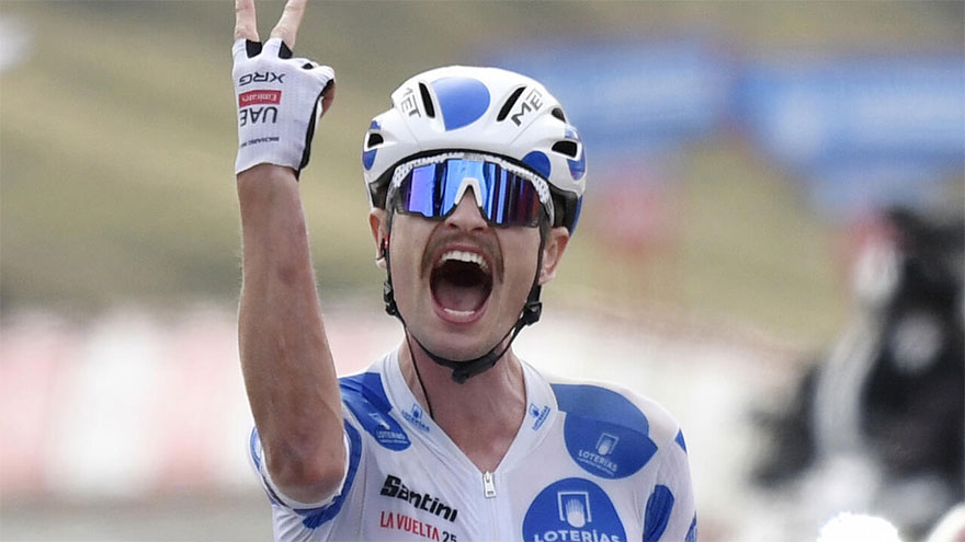 Vingegaard takes Vuelta red as Vine wins stage 10