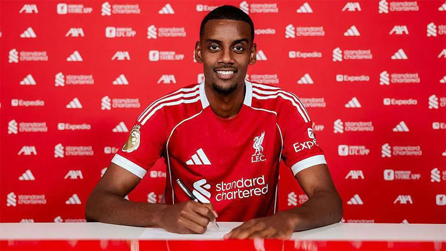 Isak 'forever grateful' to Newcastle after Liverpool switch