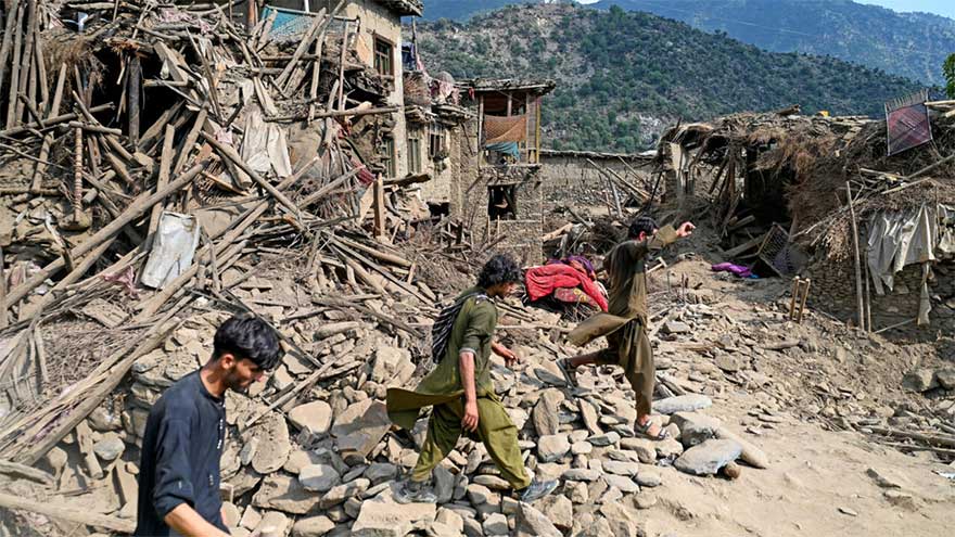 Hope dwindles for survivors days after deadly Afghan quake