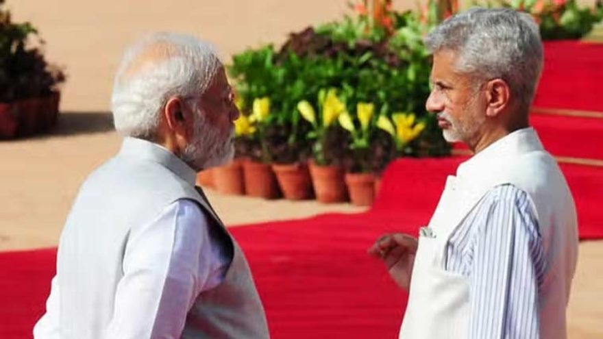 Why was India's foreign minister absent from Modi's China tour?